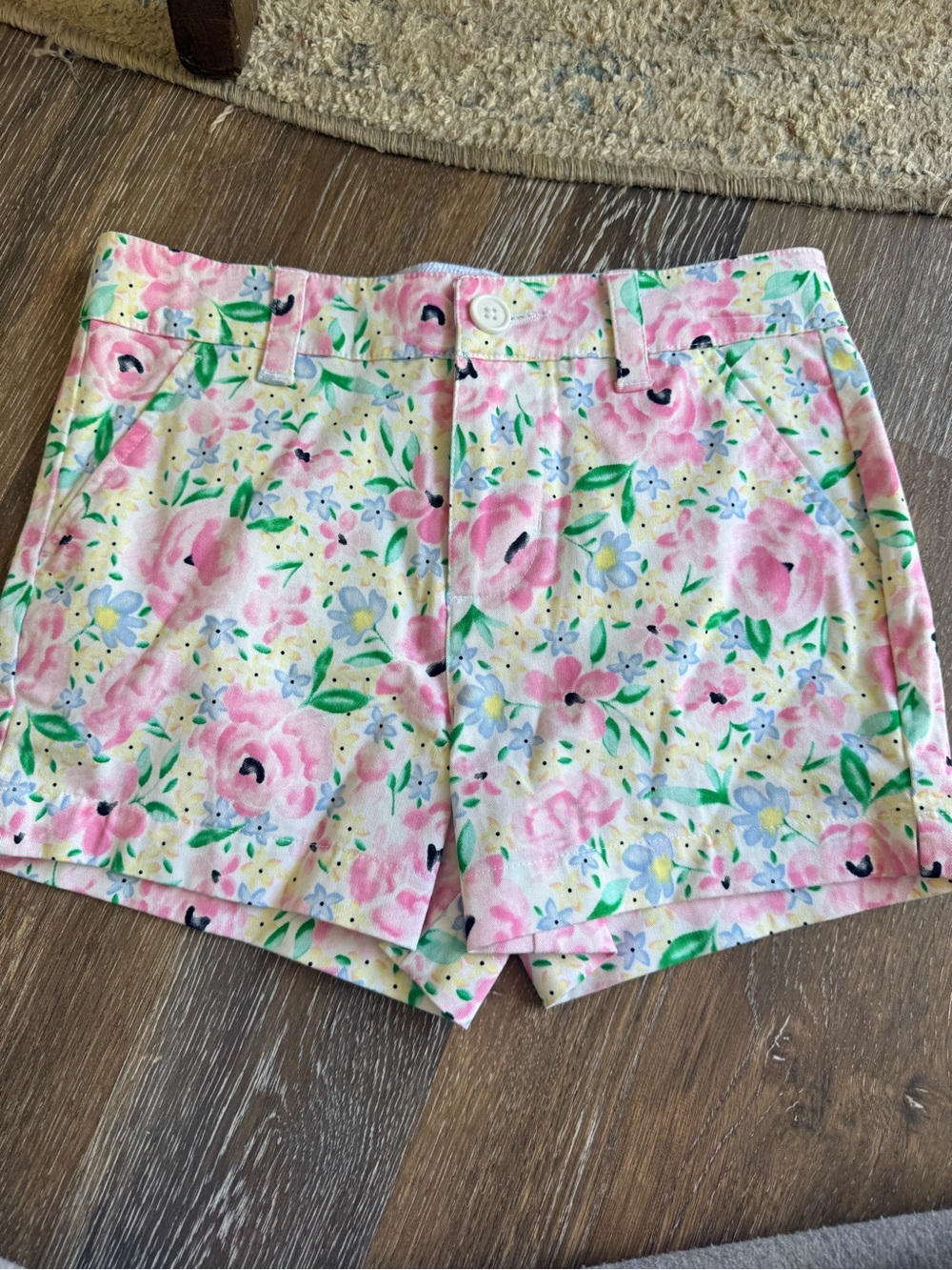 crown & ivy Pink Floral Cotton Shorts